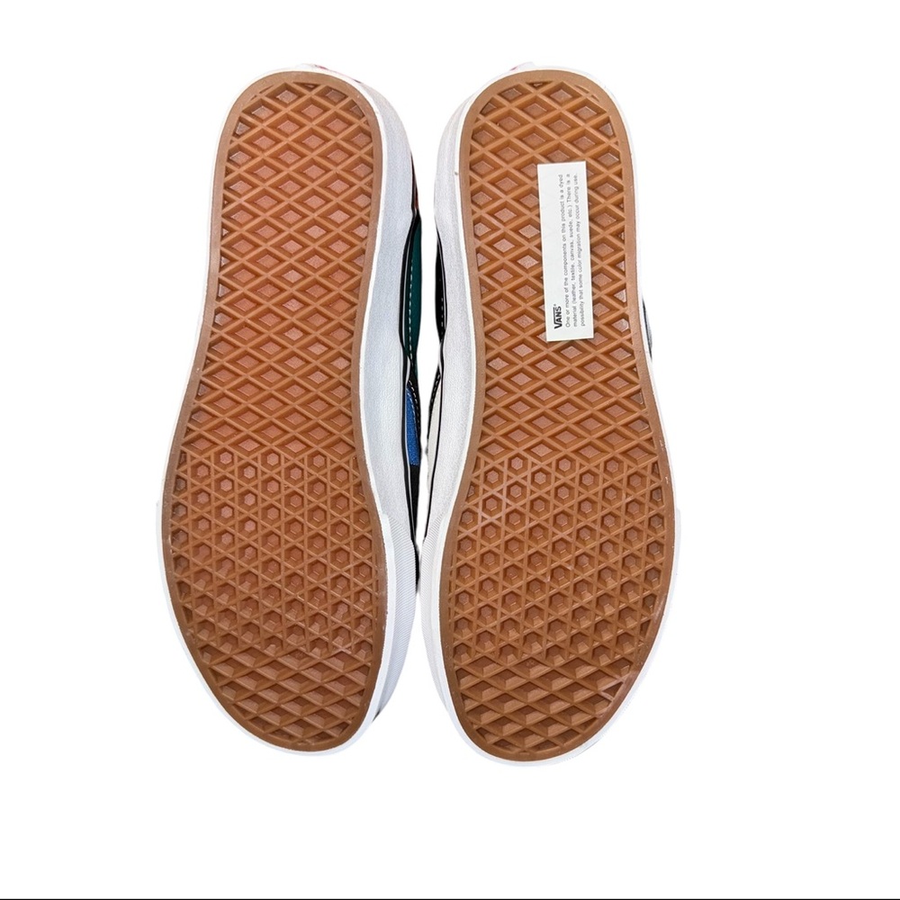 Classic Slip-On (Patchwork/Multi/True White) - Picture 6 of 6